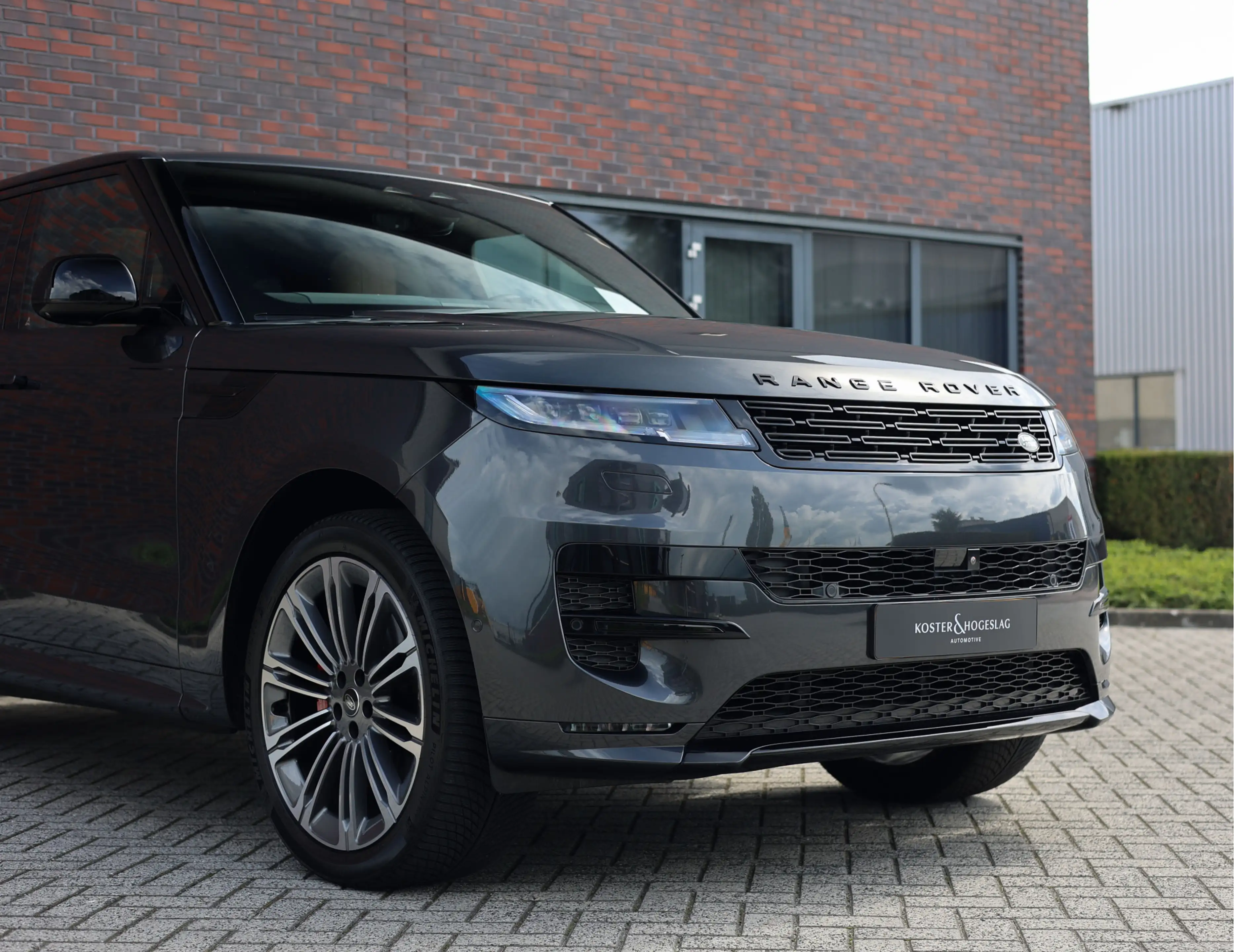 Land Rover Range Rover Sport P460e Dynamic SE — photo 8