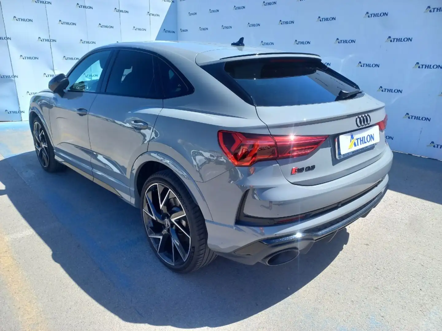 Audi RS Q3 Sportback 2.5 TFSI quattro S tronic Gris - 2