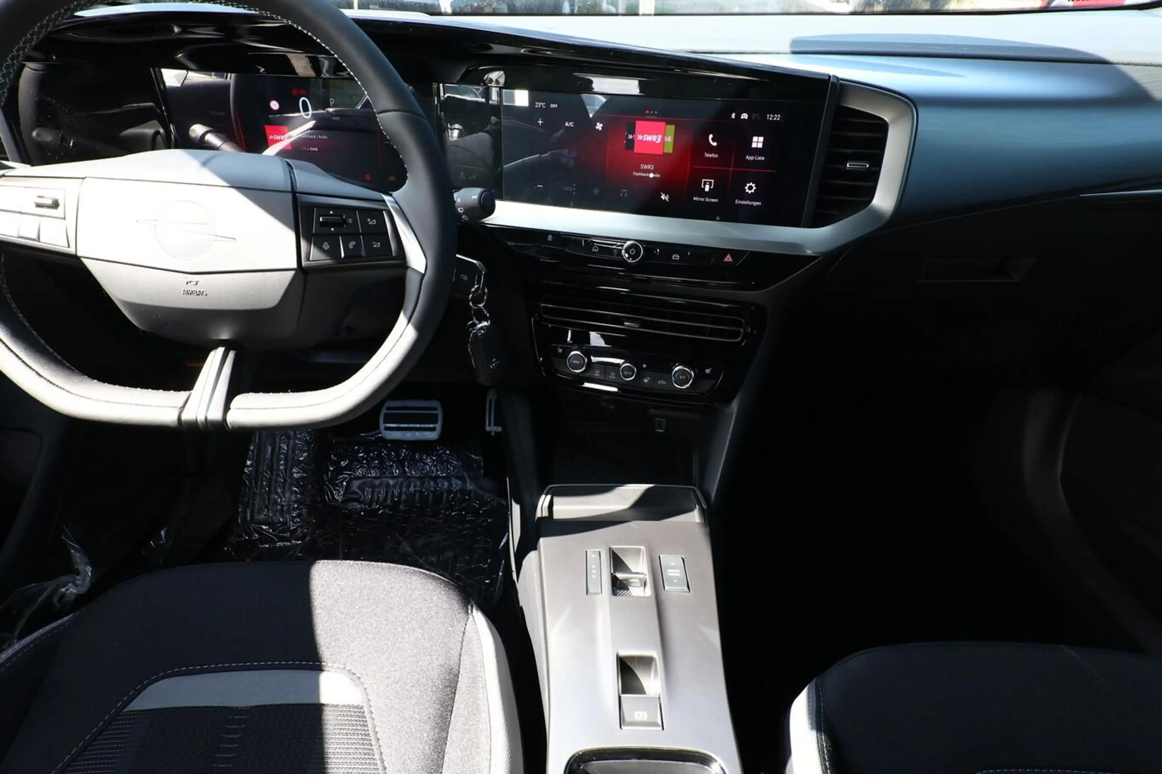 Opel Mokka GS Hybrid Nav SHZ Kam PDC CarPl LaneA 17Z 100 k... — photo 8
