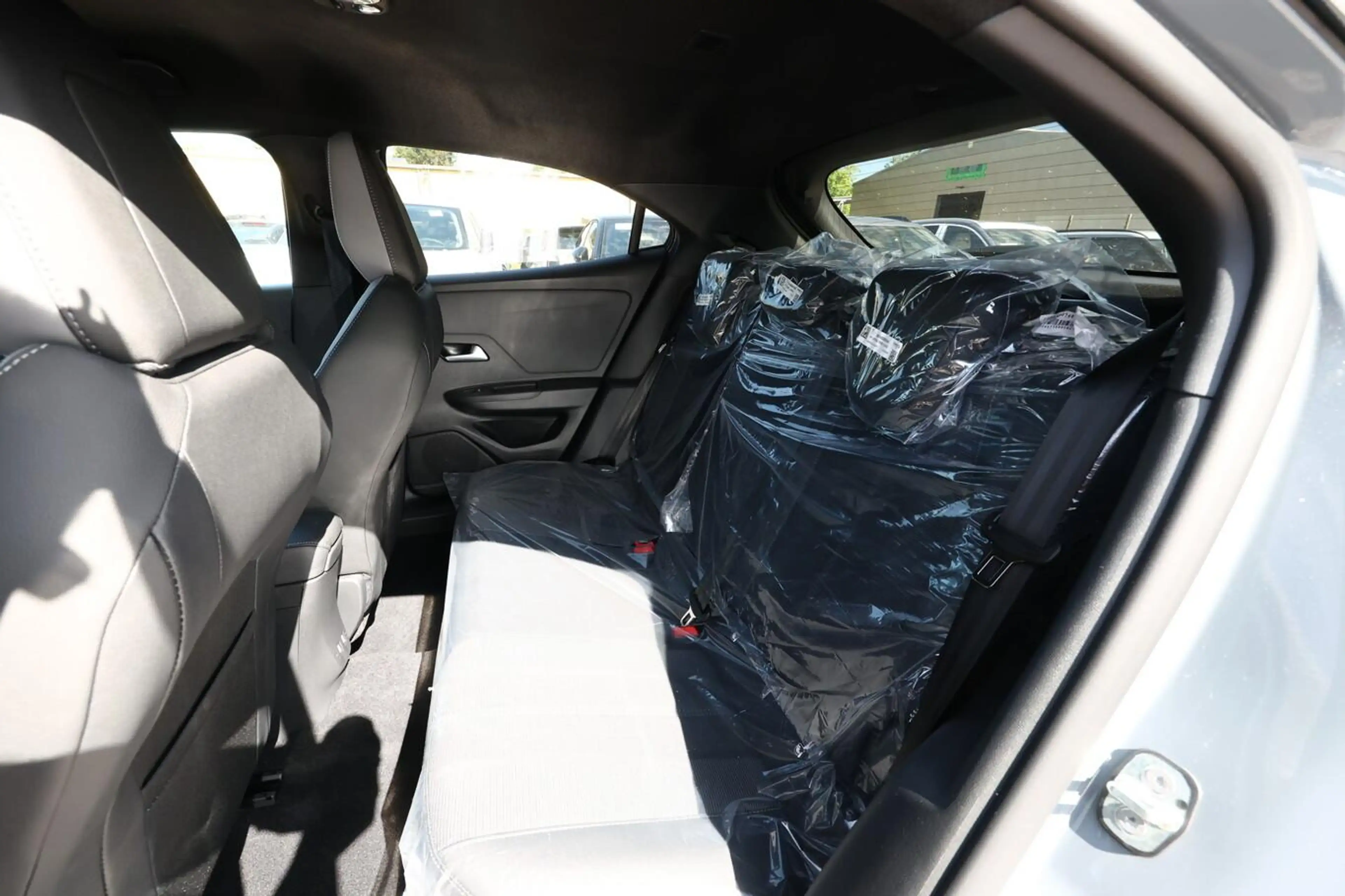 Opel Mokka GS Hybrid Nav SHZ Kam PDC CarPl LaneA 17Z 100 k... — photo 10