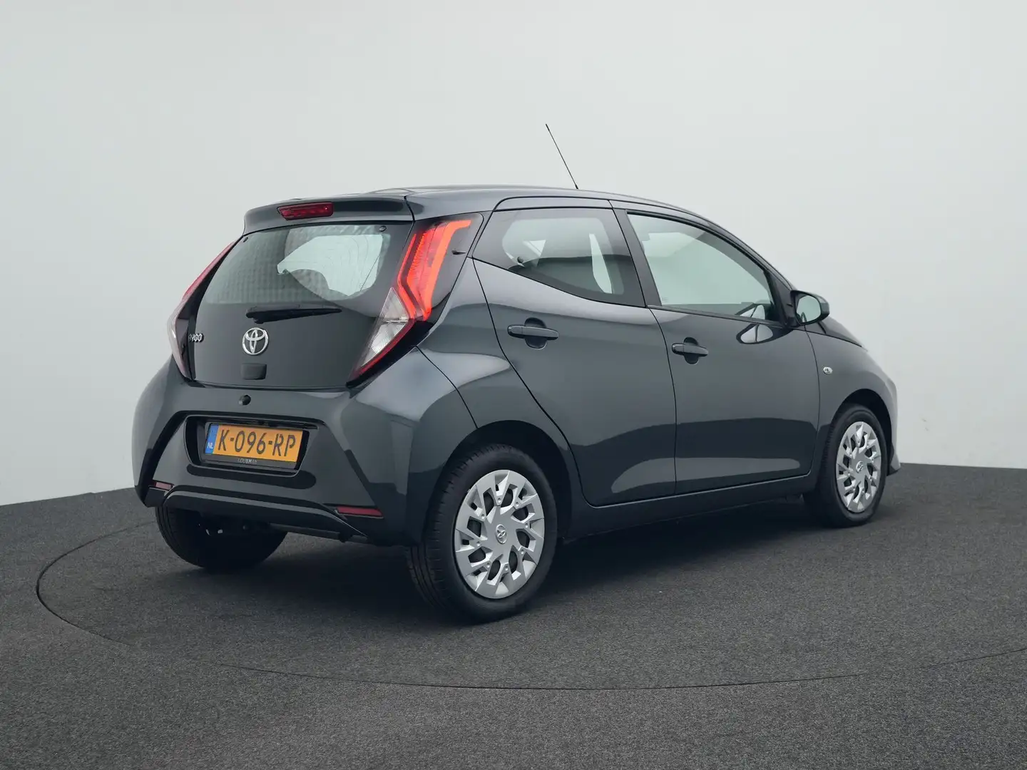Toyota Aygo 1.0 VVT-i x-play Gris - 2