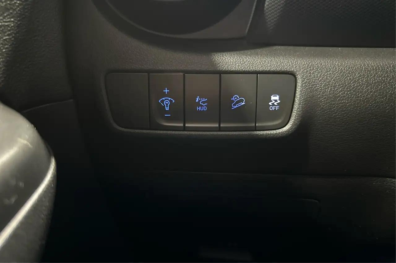 Hyundai KONA снимка Hyundai KONA