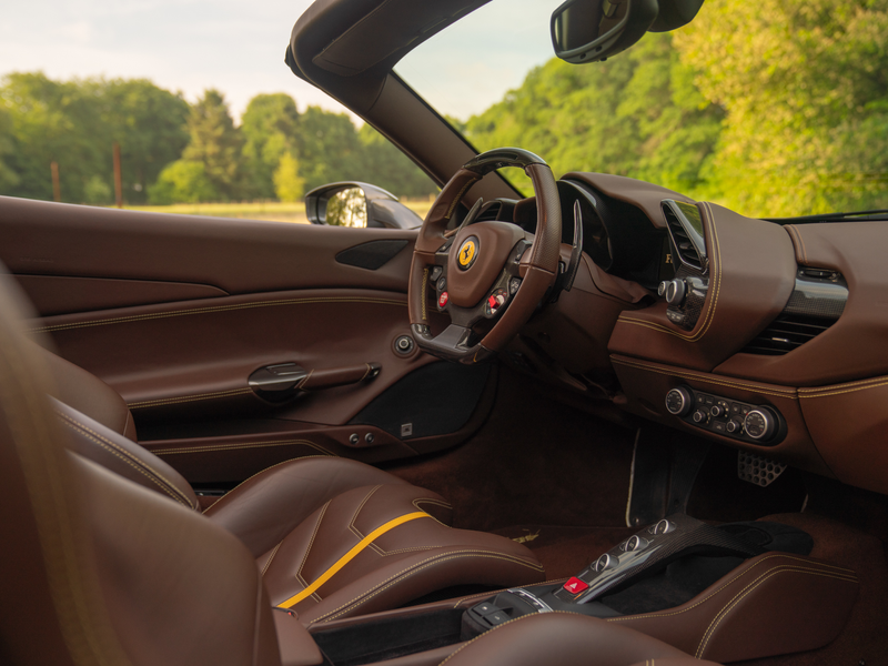 Ferrari 488 Spider | Atelier Car | Lift | Racing seats | Akrap — photo 11
