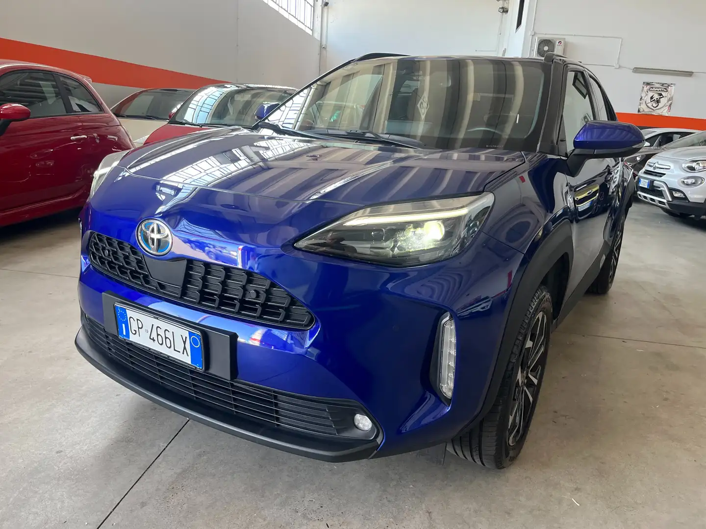 Toyota Yaris Yaris Cross Cross 1.5h Trend fwd 116cv e-cvt Blu/Azzurro - 2