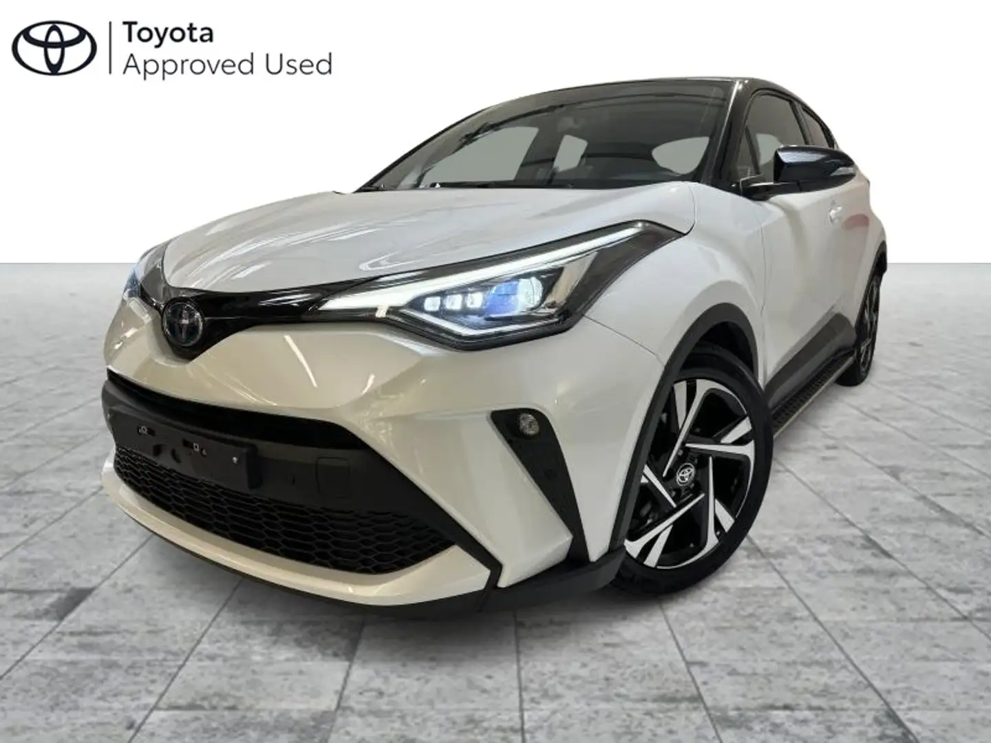 Toyota C-HR C-LUB Bi-Tone Wit - 1