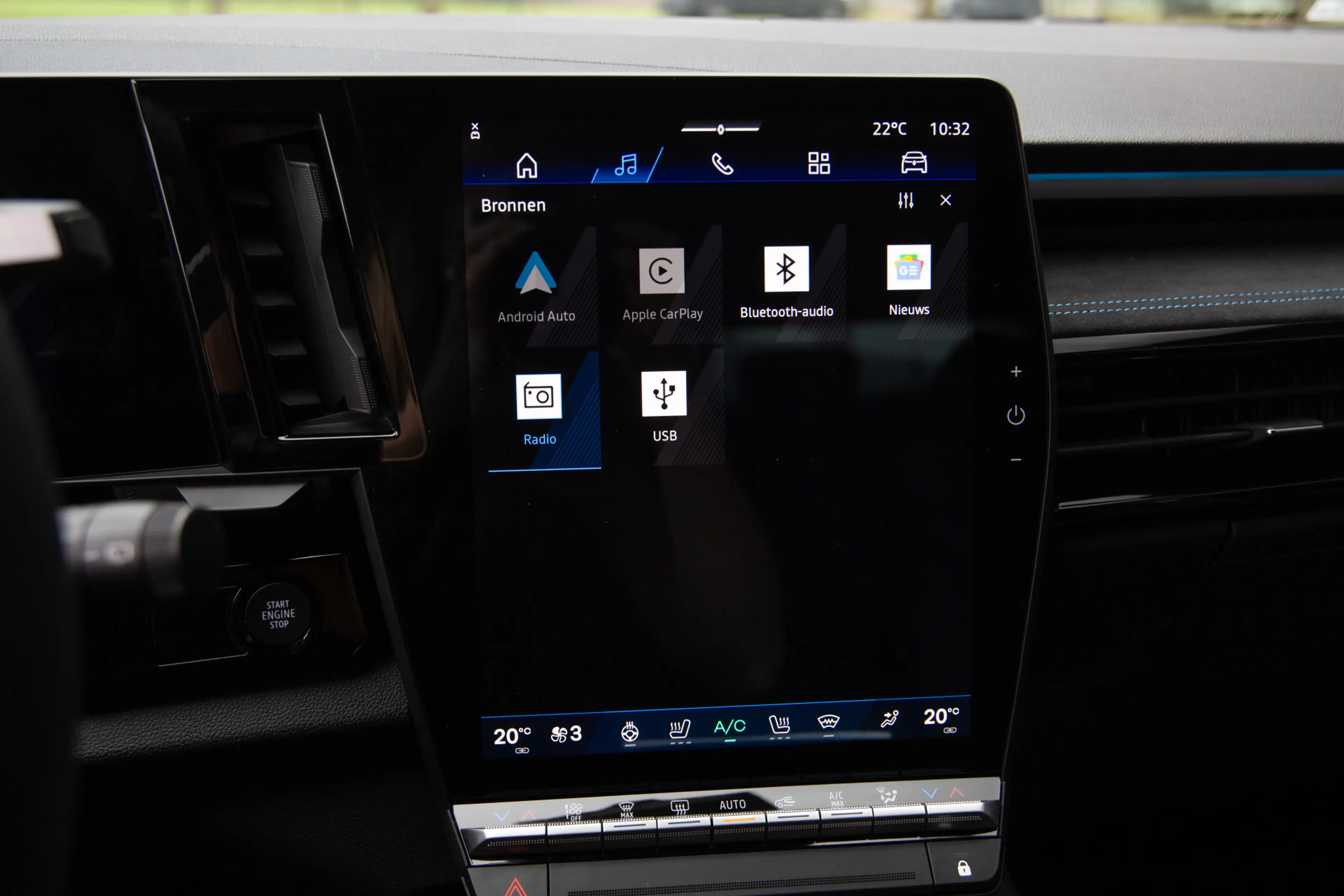 Renault Austral 1.2 E-Tech full hybrid 200 esprit Alpine , Adap. c — photo 16