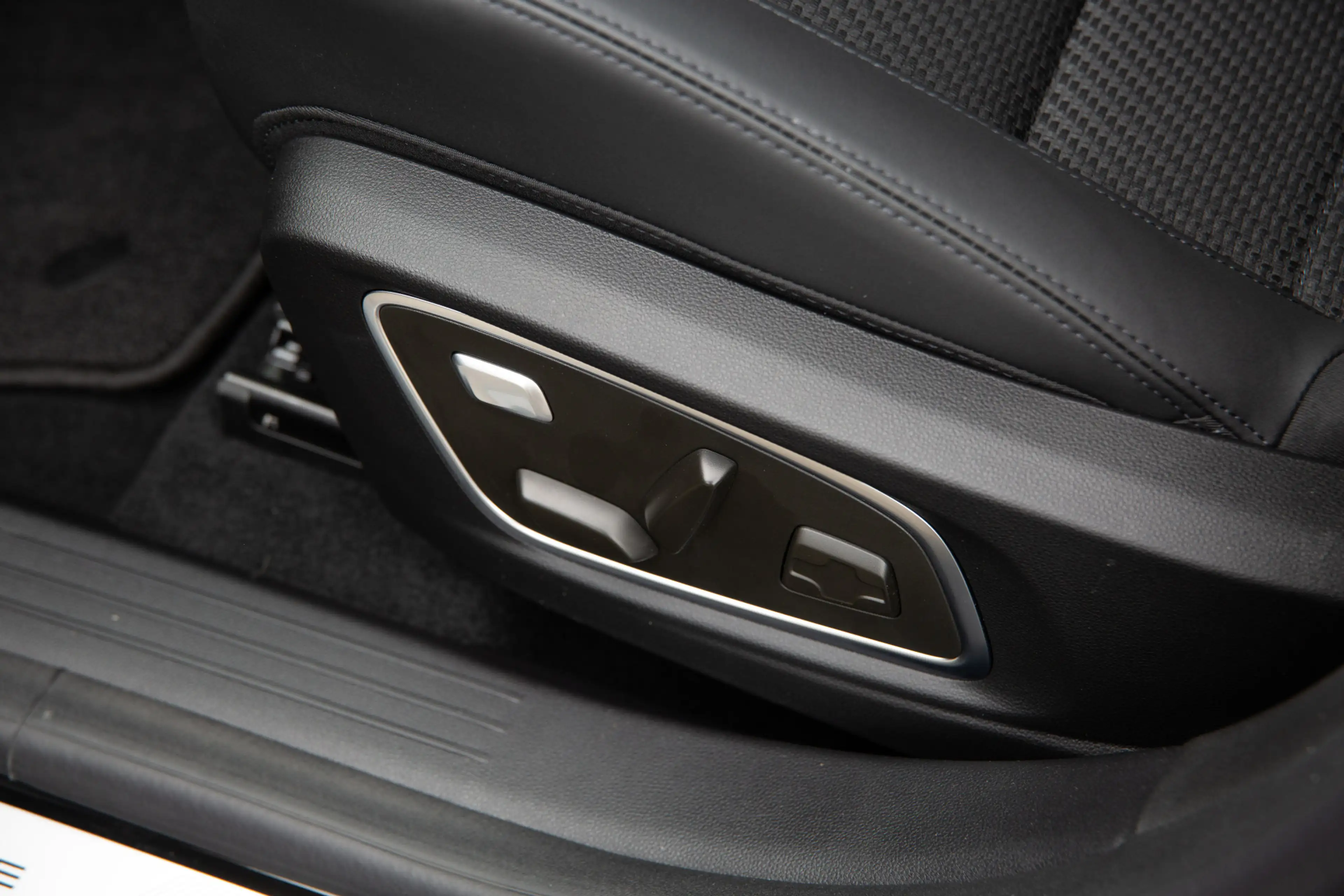Renault Austral 1.2 E-Tech full hybrid 200 esprit Alpine , Adap. c — photo 25