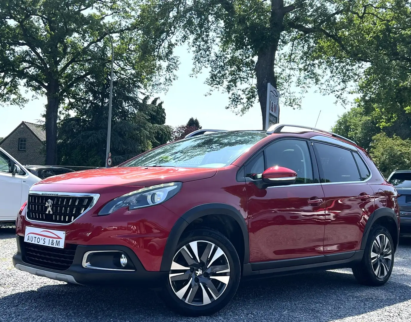 Peugeot 2008 1.2i Benzine Allure 2017 Pano Camera Airco CruiseC Red - 1