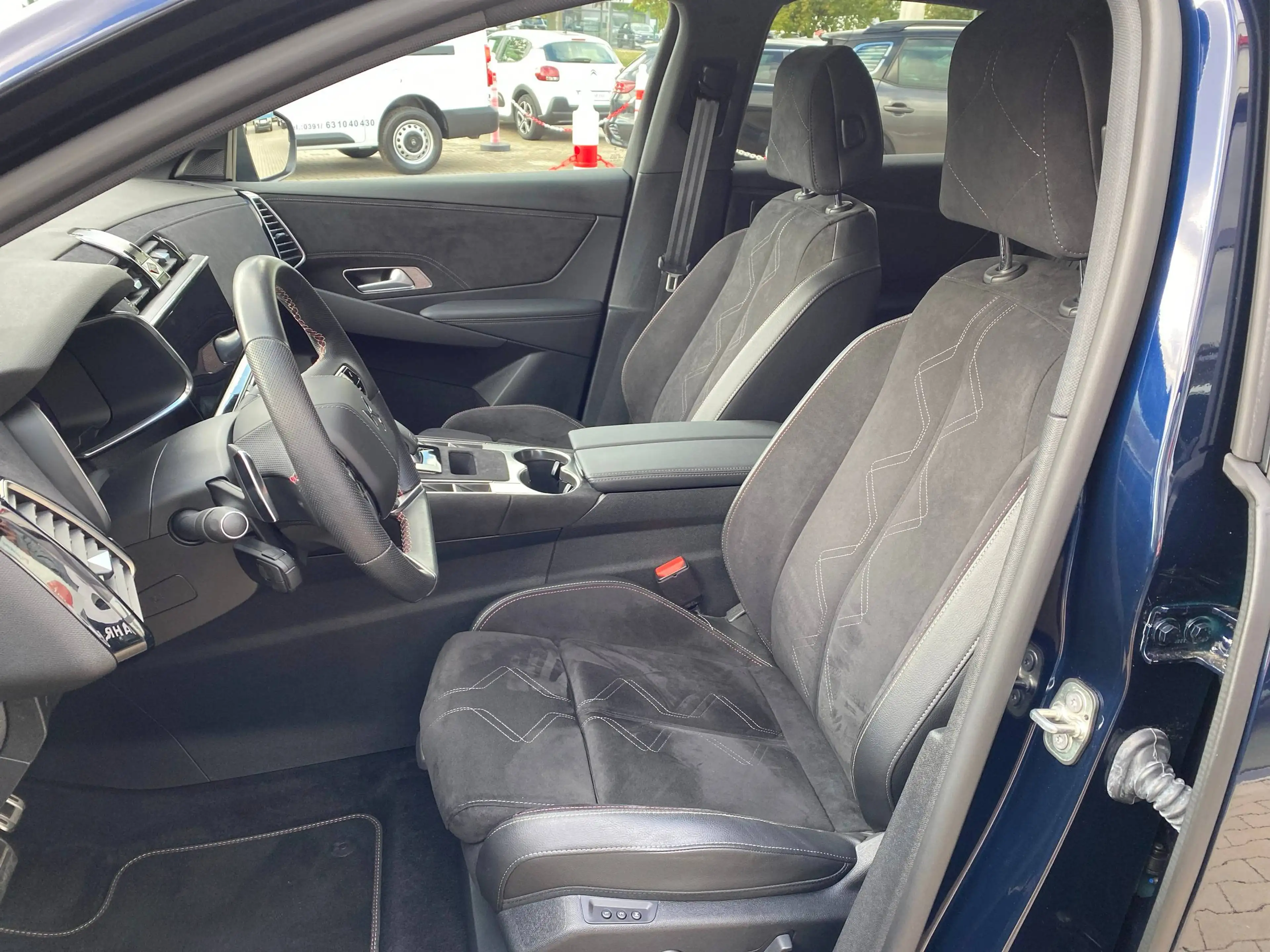 DS Automobiles DS 7 Crossback DS7 BlueHDI 130 Aut. PERFORMANCE LINE + *Sitzh* — photo 9