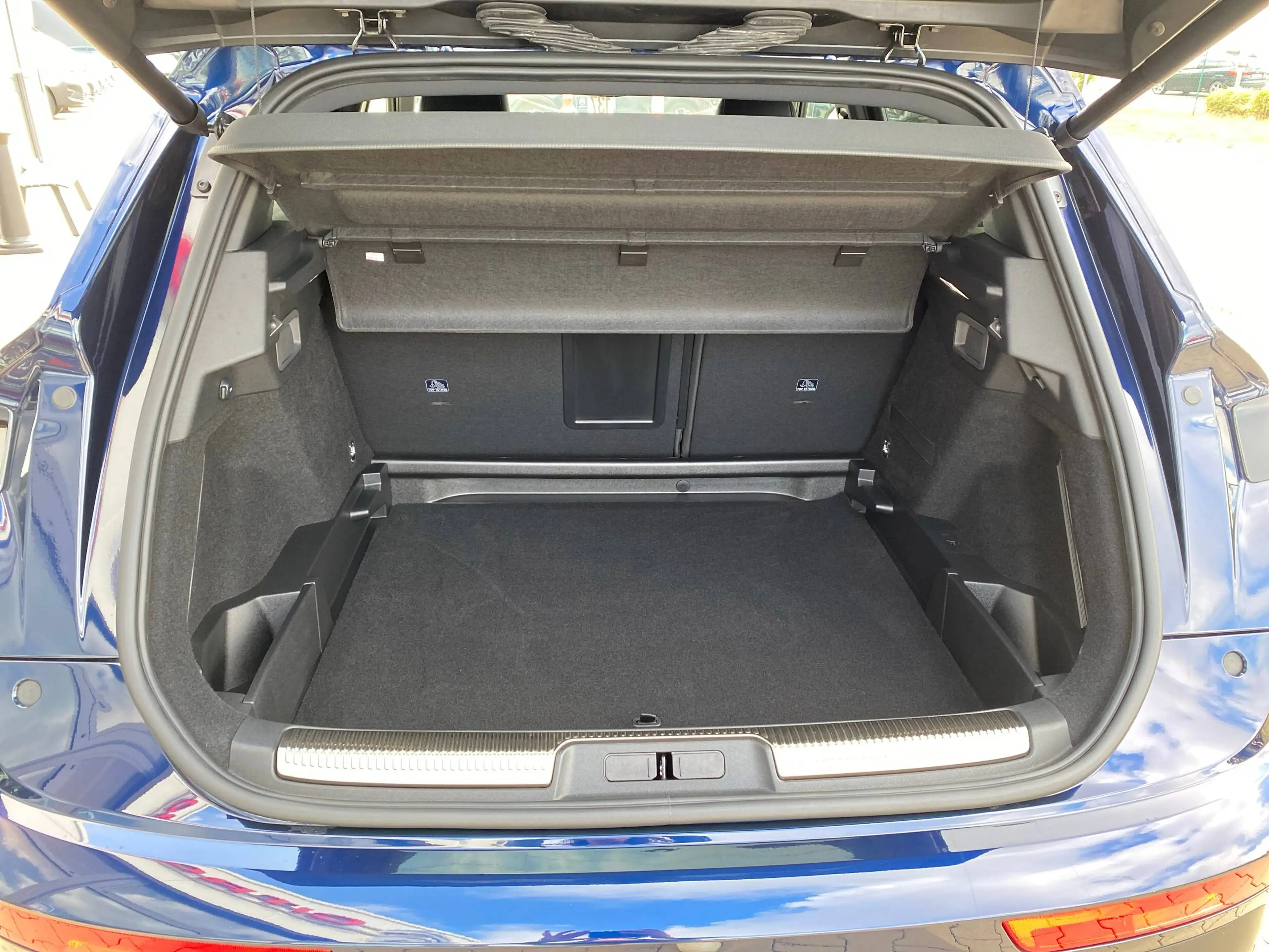 DS Automobiles DS 7 Crossback DS7 BlueHDI 130 Aut. PERFORMANCE LINE + *Sitzh* — photo 11