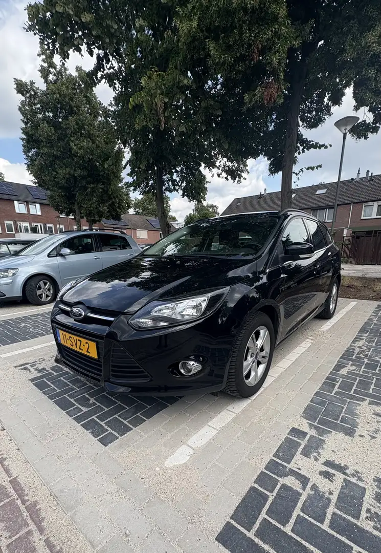 Ford Focus 1.6 TI-VCT Tr. Sport Zwart - 2