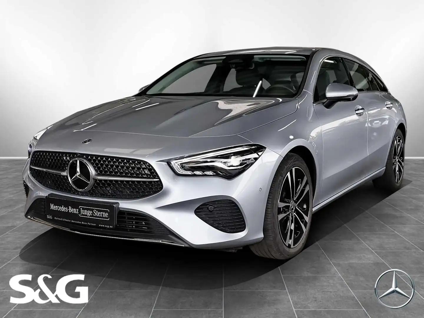 Mercedes-Benz CLA 180 TOTWINKEL+DISTRONIC+360° Silber - 1