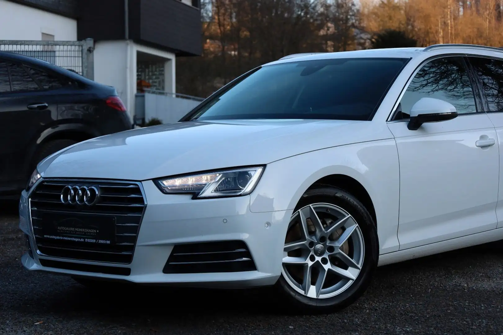 Audi A4 2.0 TDI Avant sport/PANO/VIRTUAL/MMI+/360°/ Blanc - 2