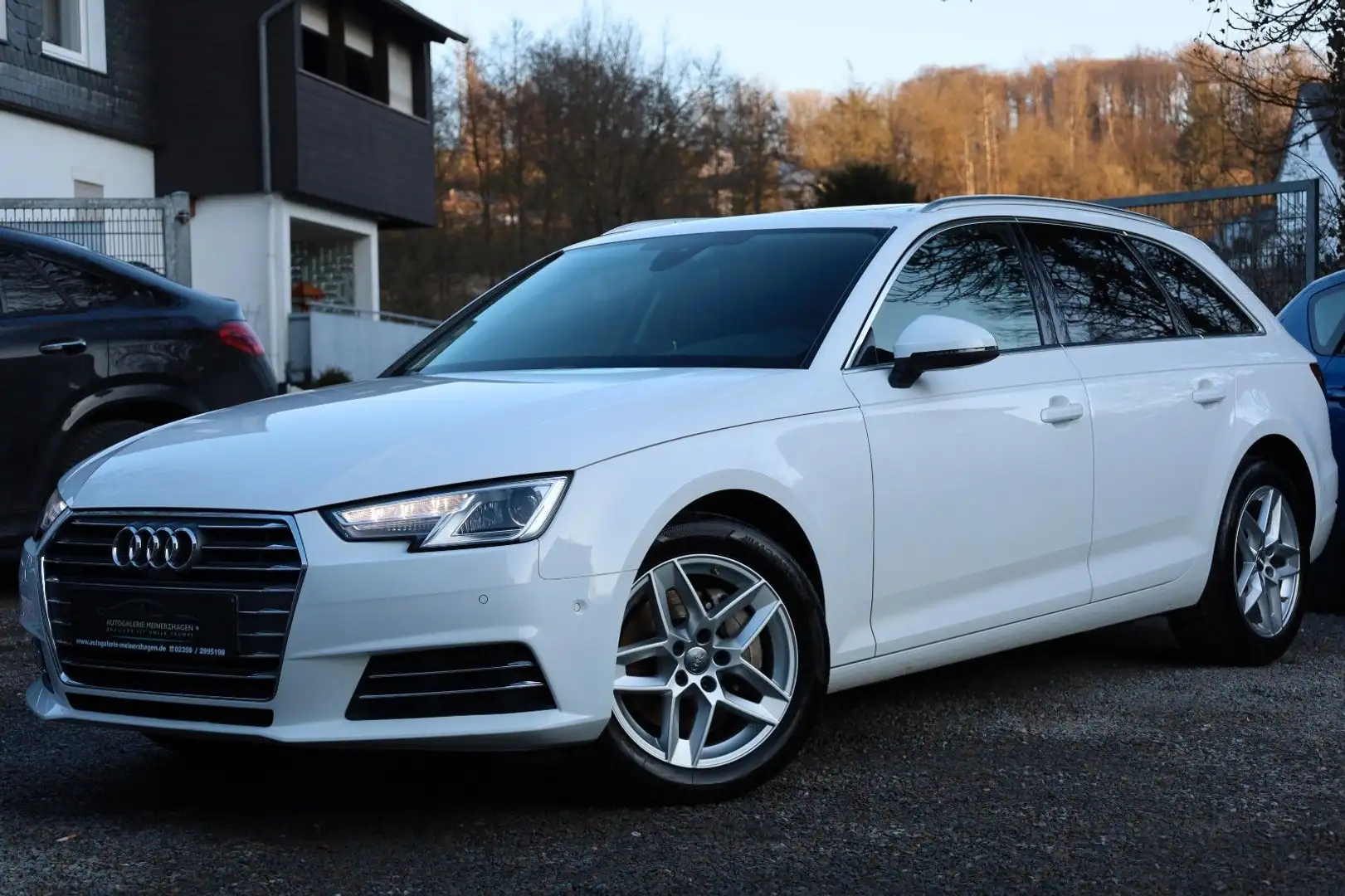 Audi A4 2.0 TDI Avant sport/PANO/VIRTUAL/MMI+/360°/ Blanc - 1