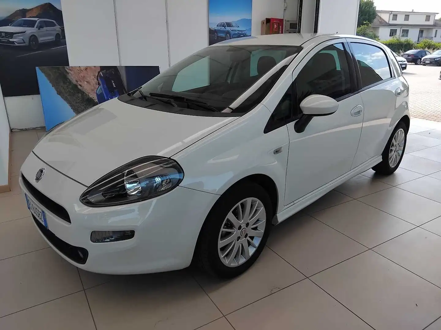 Fiat Punto 4ª serie 1.3 MJT II 75 CV 5 porte Lounge Bianco - 2
