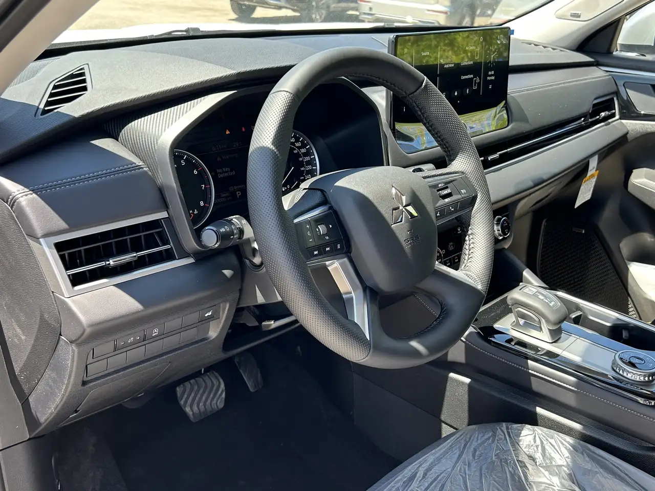 Mitsubishi Outlander снимка Mitsubishi Outlander