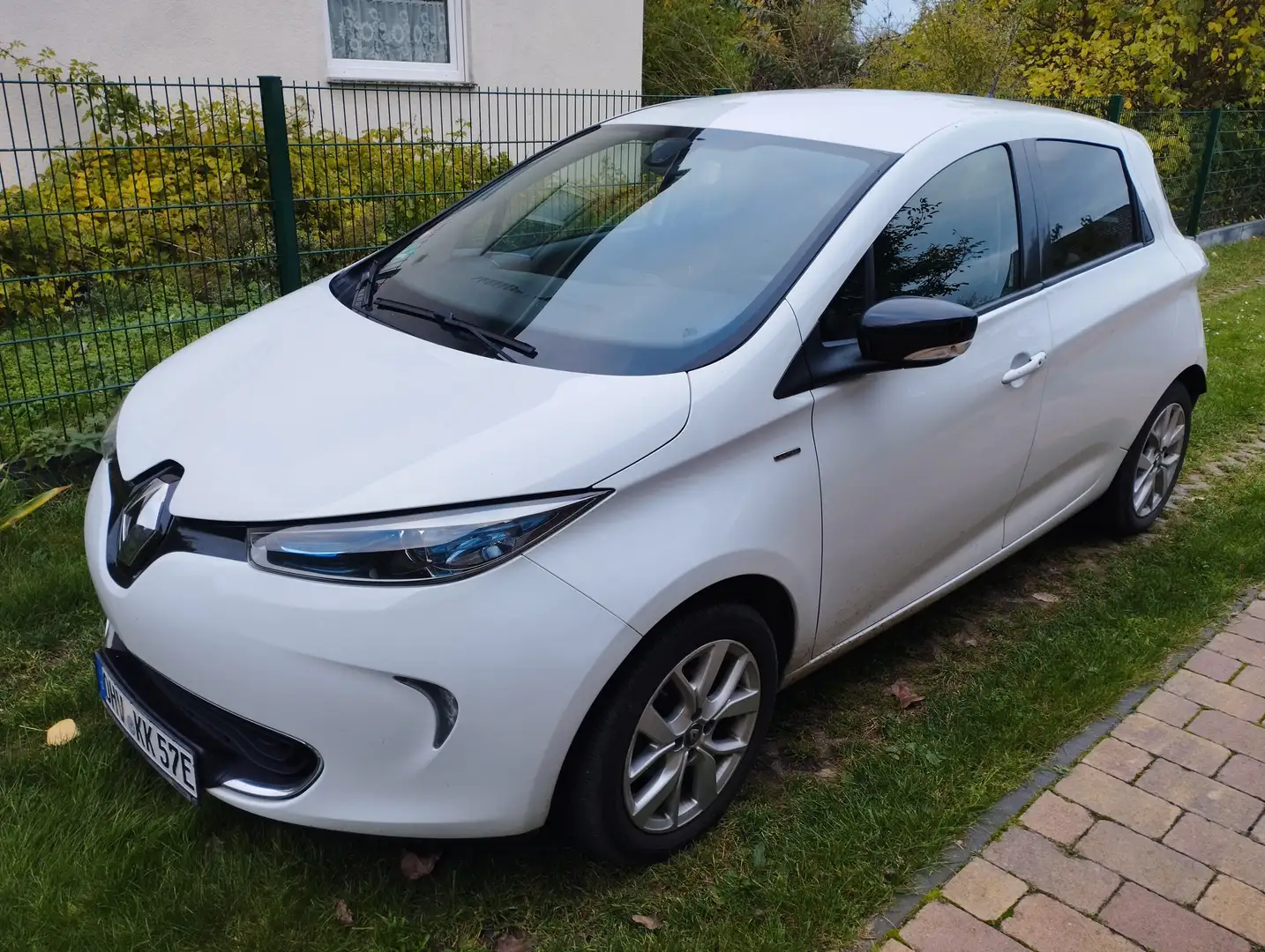 Renault ZOE ZOE (ohne Batterie) 41 kwhLife mit LIMITED Paket Weiß - 1