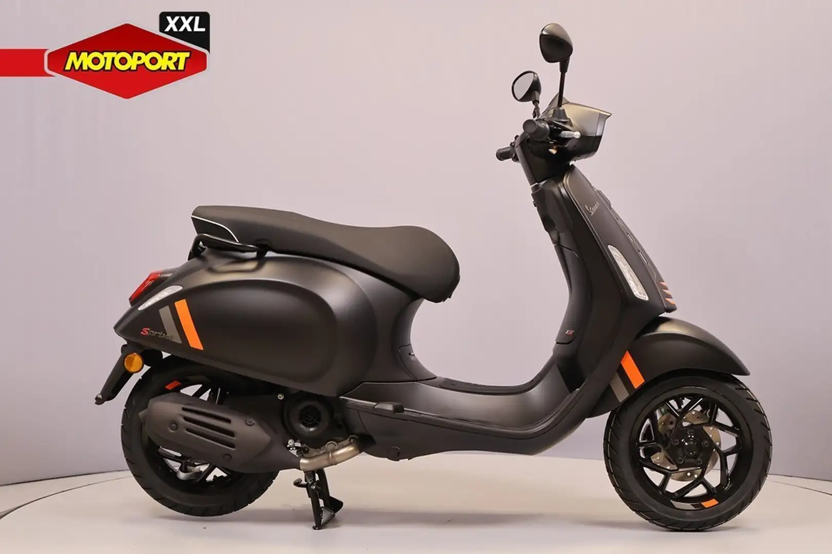 Vespa Sprint S 45 KM/H Fekete - 1