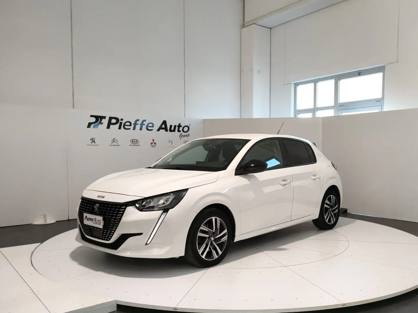 Peugeot 208 2ª serie - 208 PureTech 100 Stop&Start 5 porte All Weiß - 1