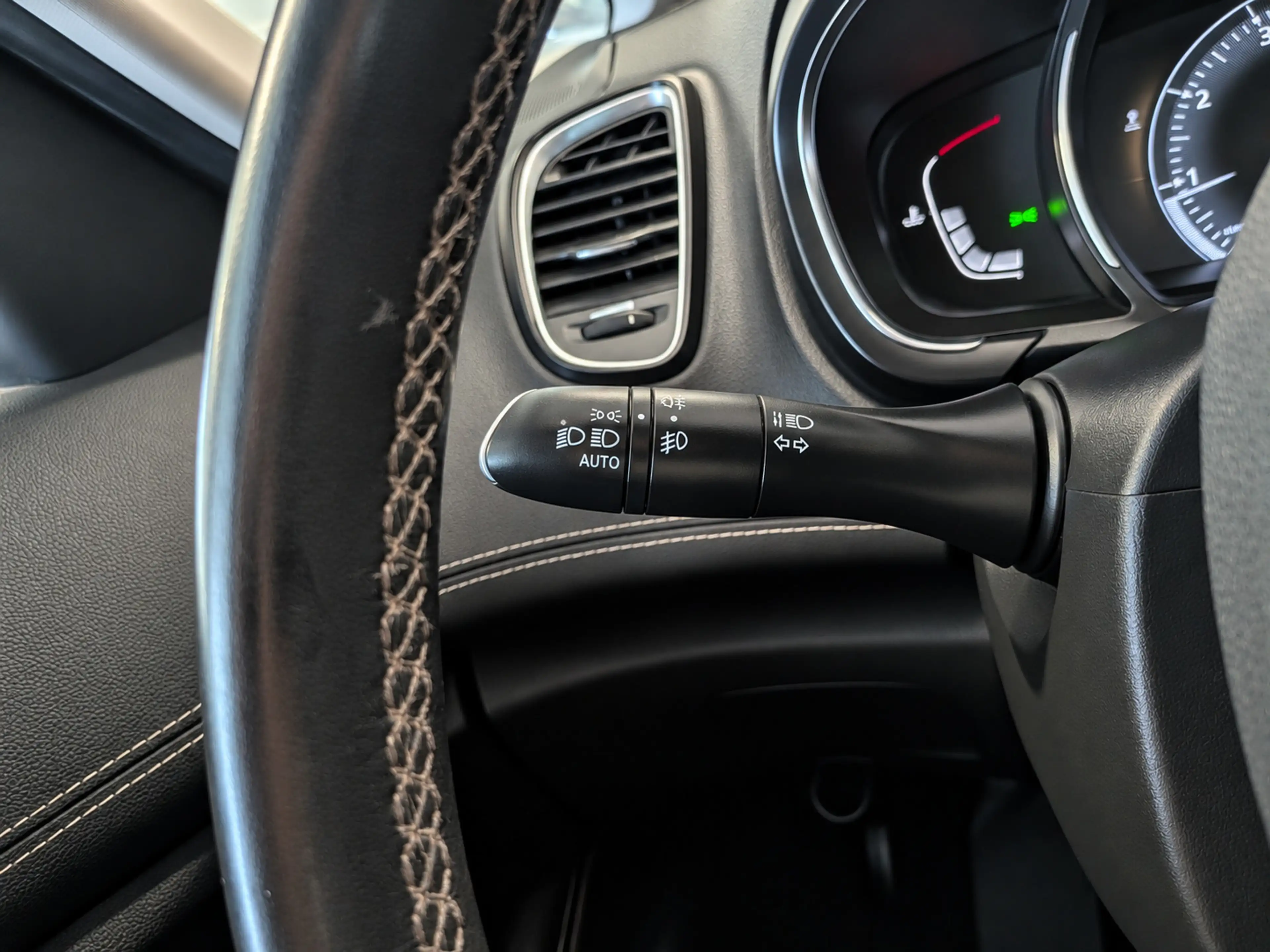 Renault Grand Scenic 1.2 TCe Bose Airco, Cruise Control, Trekhaak, Stuu — photo 13