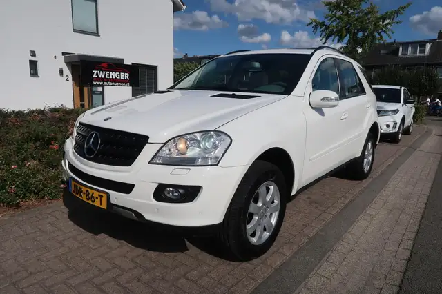 Mercedes-Benz ML 350 M-klasse v6 SCHUIFDAK|DEALER ONDERHOUDEN|NAVIGATIE