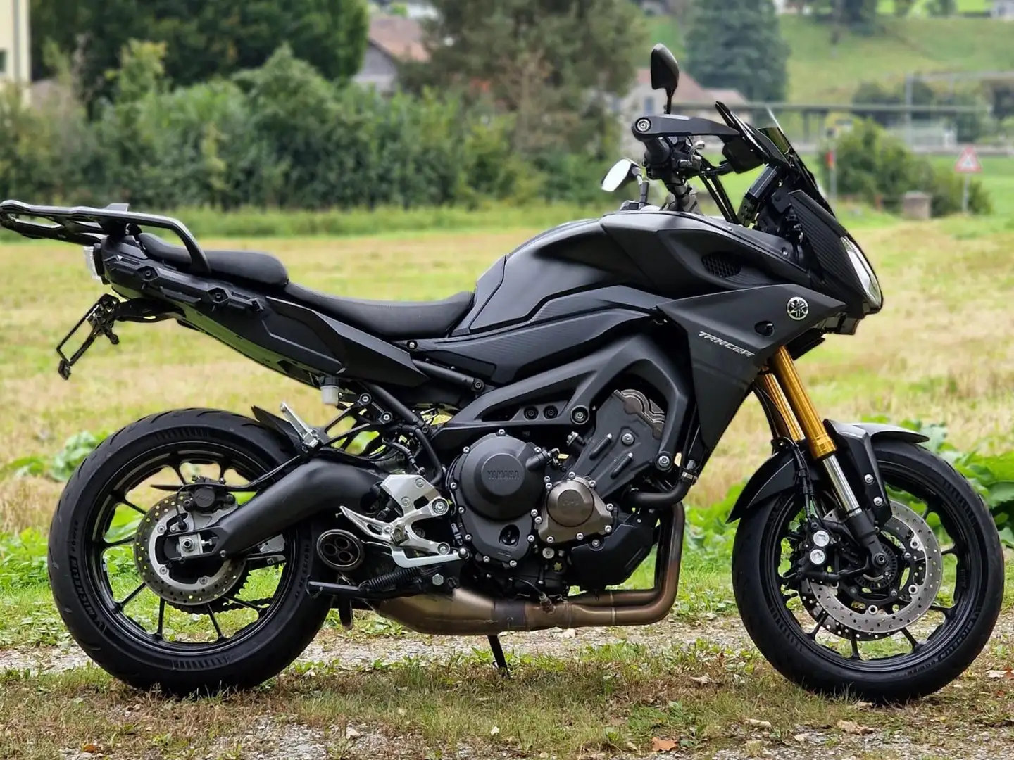 Yamaha Tracer 900 Noir - 1