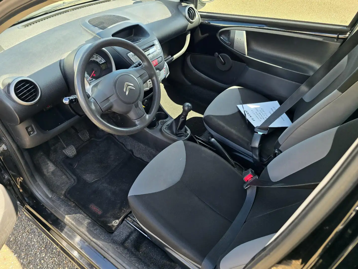 Citroen C1 1.0 Attraction airco *apk:07-2026* Zwart - 2