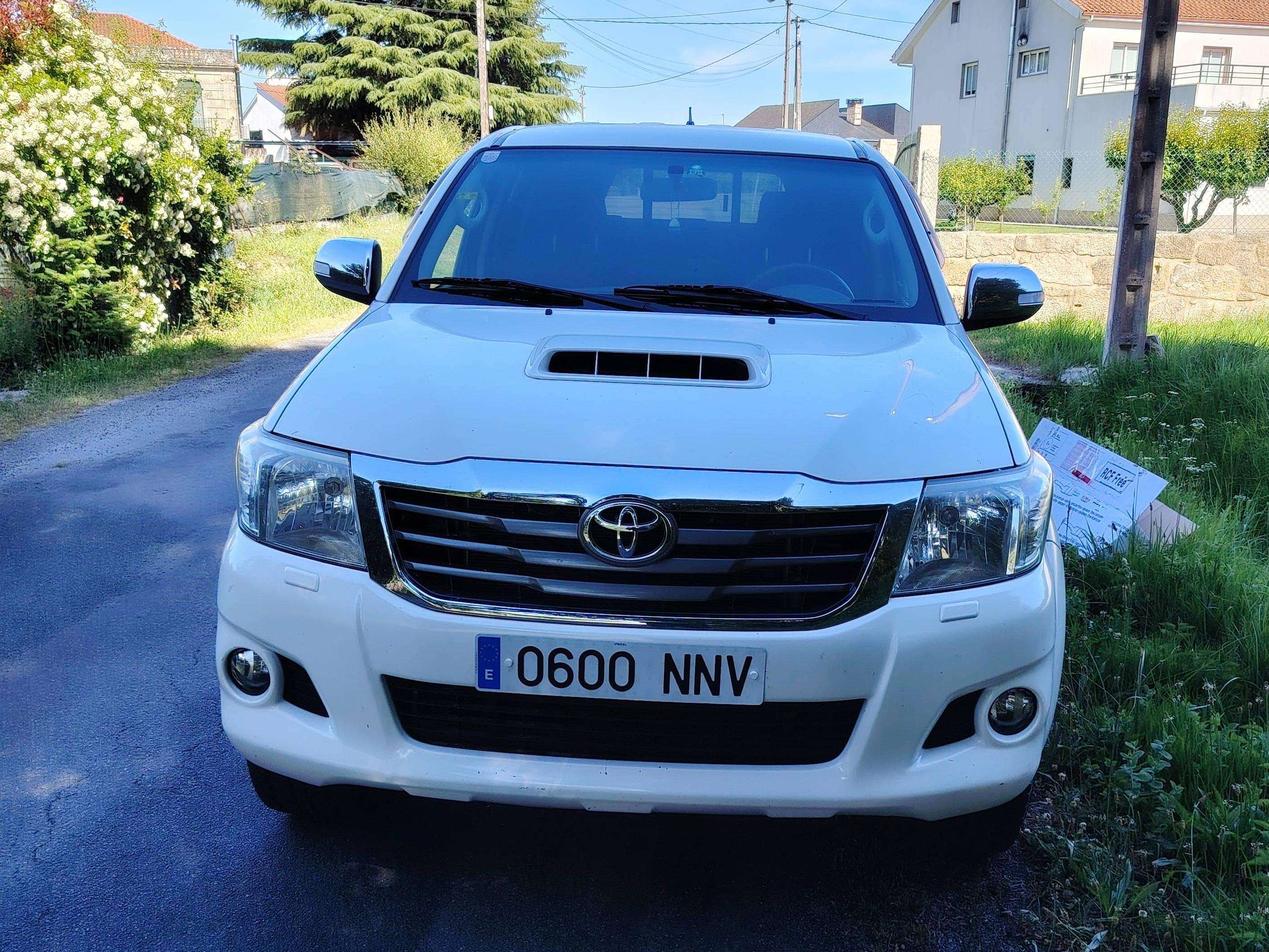Toyota Hilux Hilux 3.0D-4D Doble Cabina VXL Aut. - foto 1