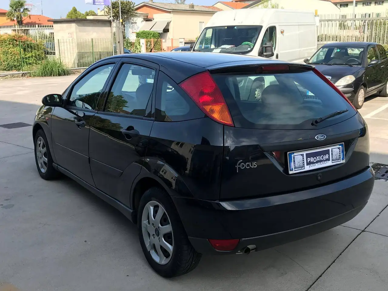 Ford Focus 5p 1.6i 16v Ambiente, foto 3