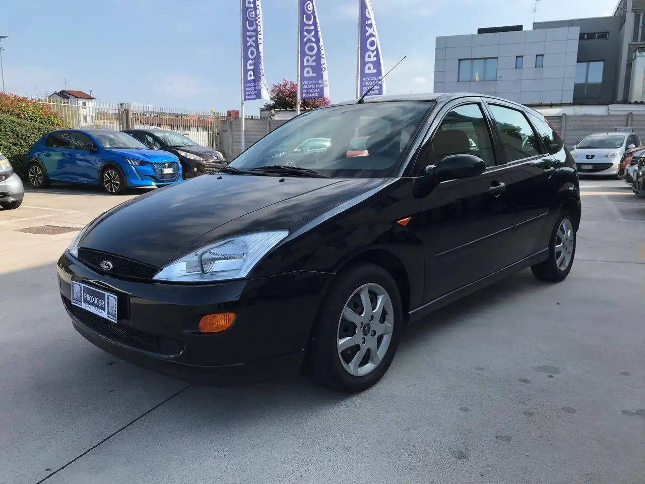 Ford Focus 5p 1.6i 16v Ambiente, foto 1