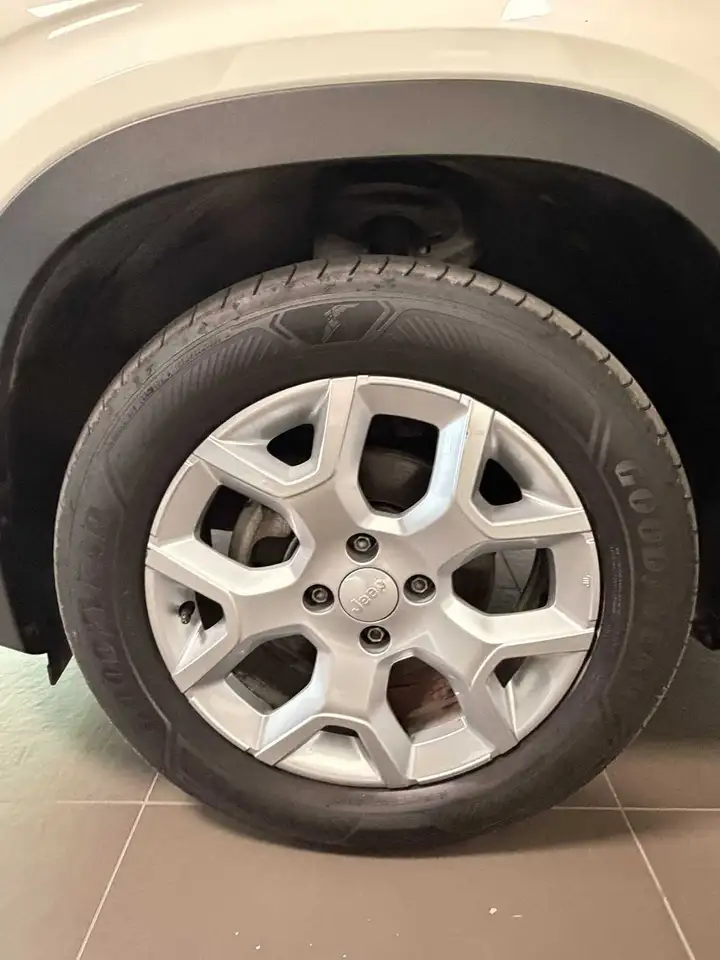 Jeep Avenger 1.2 Turbo 100 CV Altitude, миниатюра 8