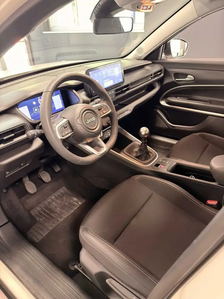 Jeep Avenger 1.2 Turbo 100 CV Altitude, миниатюра 16