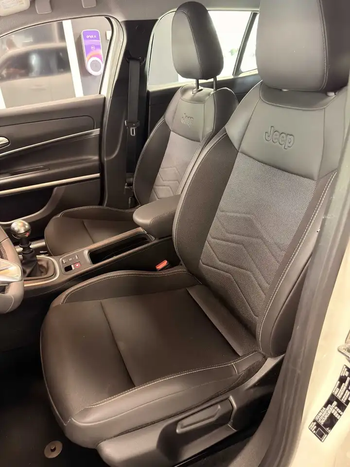 Jeep Avenger 1.2 Turbo 100 CV Altitude, миниатюра 17
