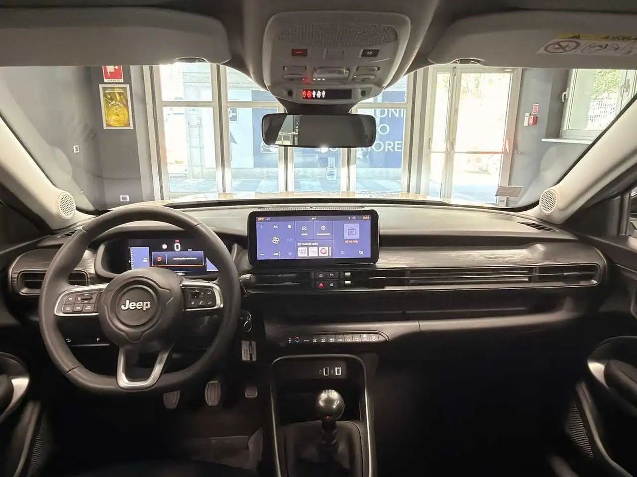 Jeep Avenger 1.2 Turbo 100 CV Altitude, миниатюра 10