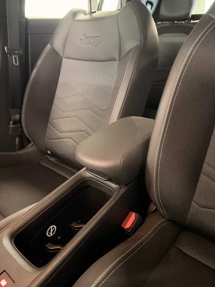 Jeep Avenger 1.2 Turbo 100 CV Altitude, миниатюра 18