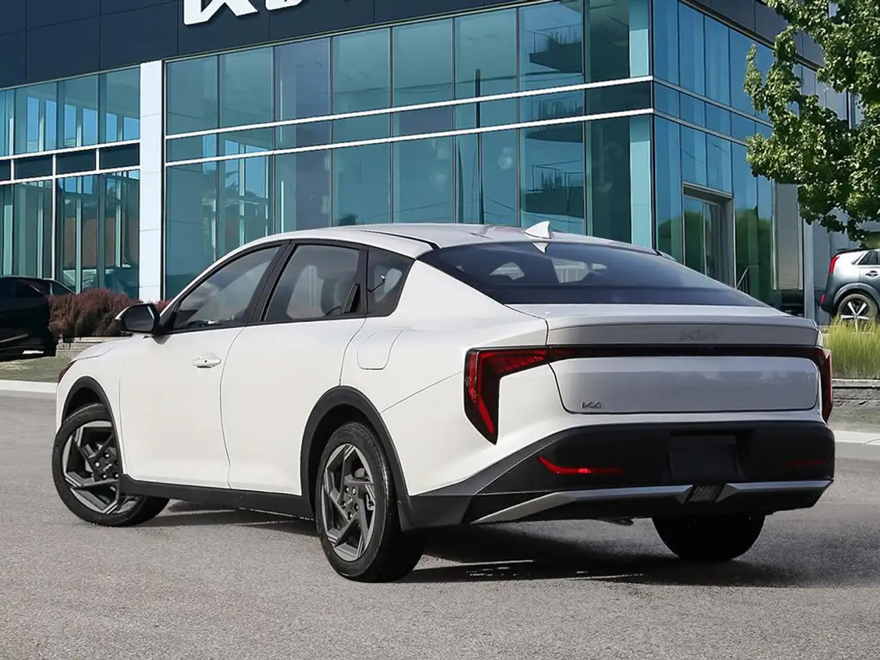 Kia K4 снимка Kia K4