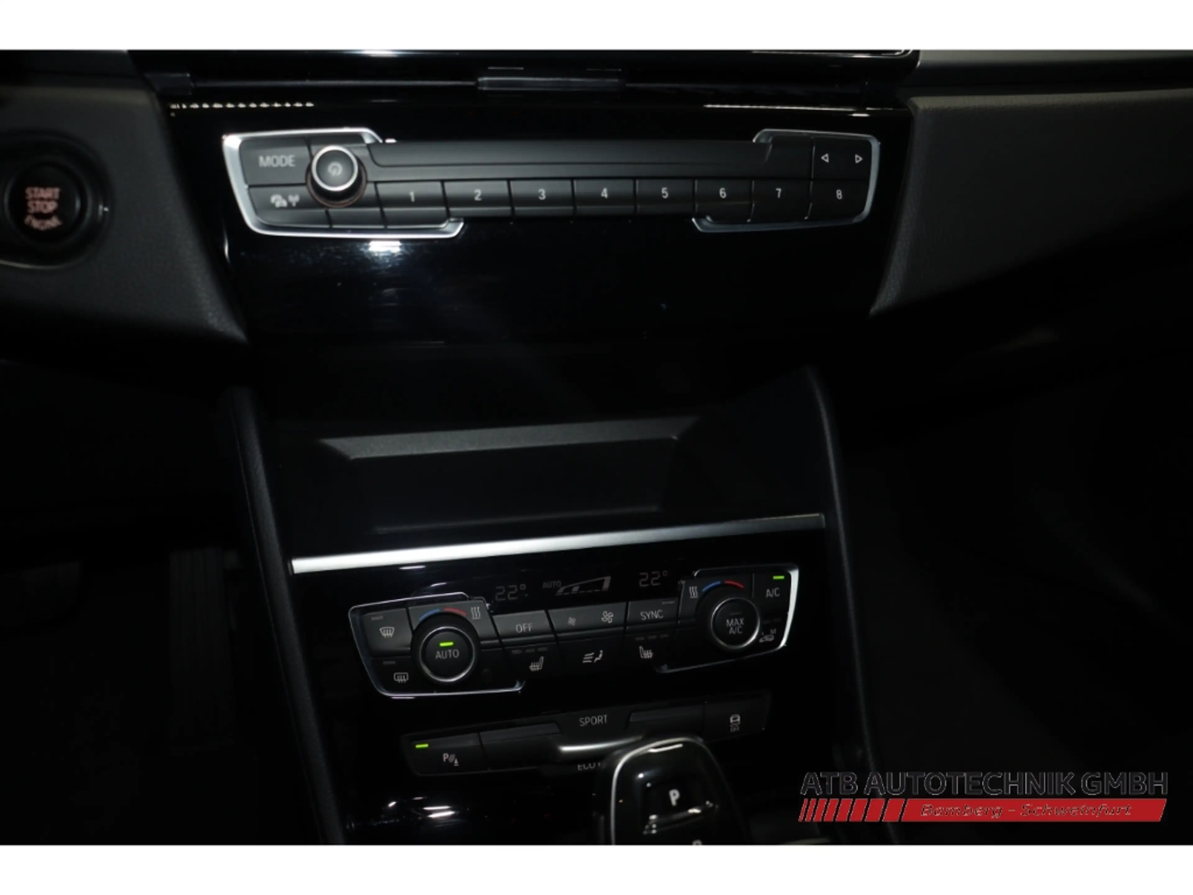 BMW 220 Active Tourer Advantage Park-Assistent AHK-abnehmb — photo 20