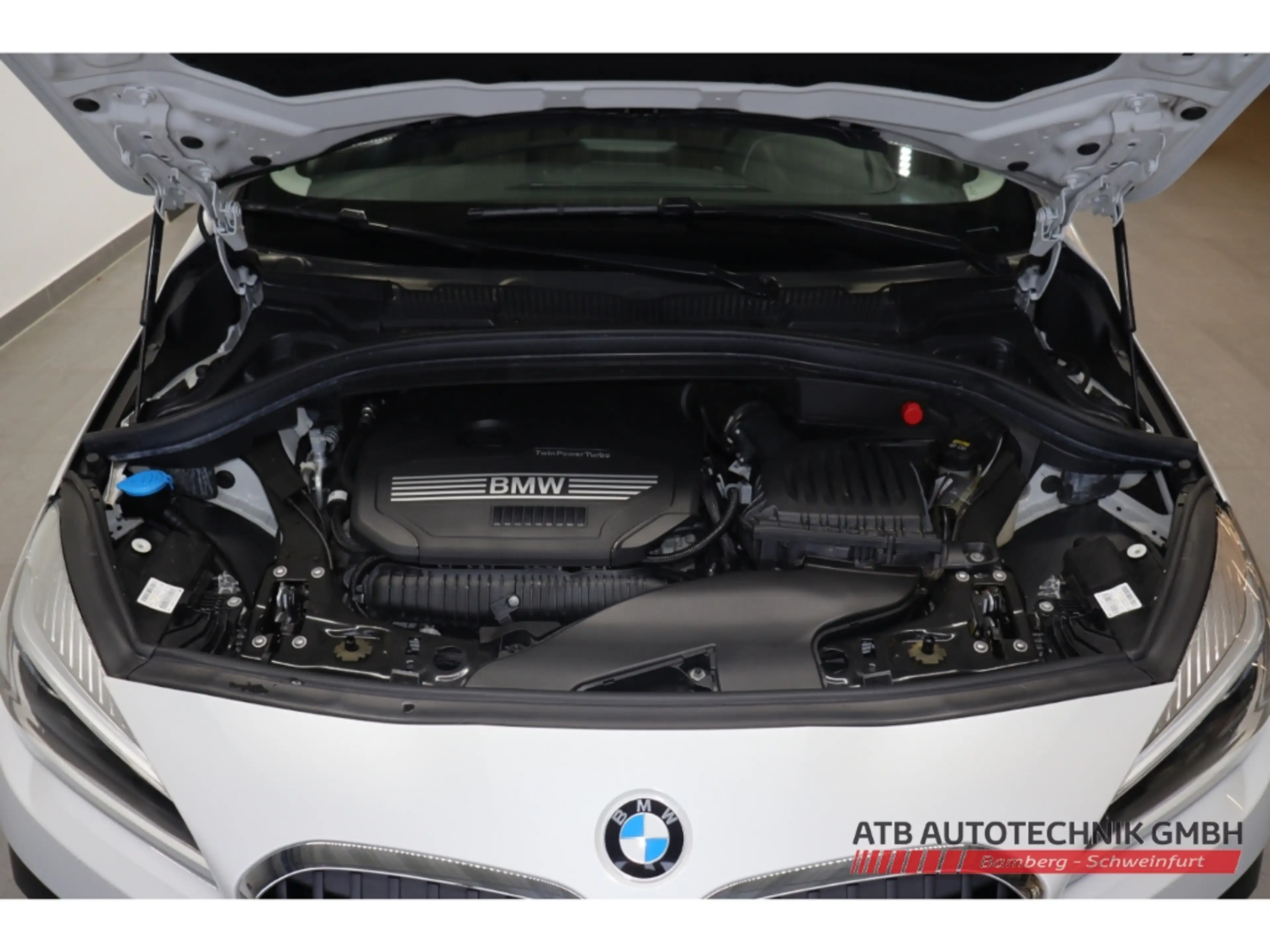 BMW 220 Active Tourer Advantage Park-Assistent AHK-abnehmb — photo 23