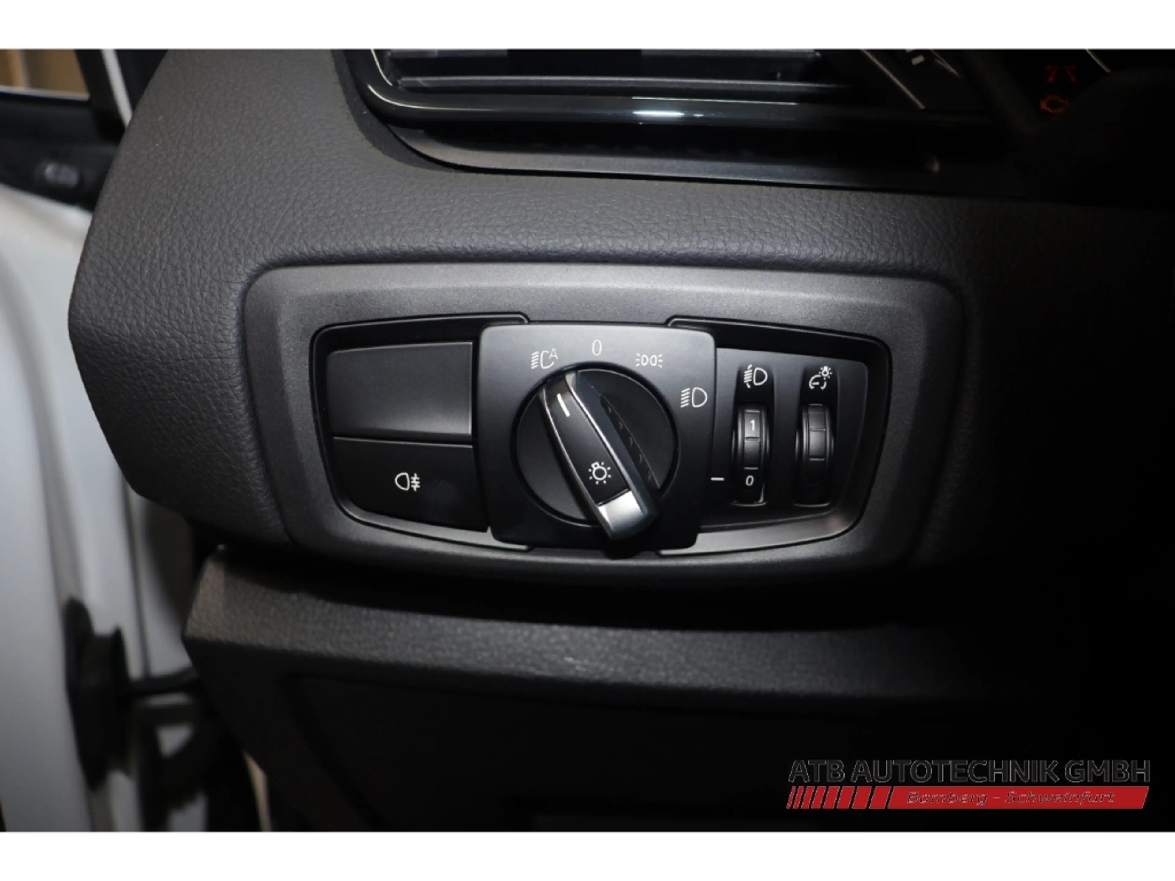 BMW 220 Active Tourer Advantage Park-Assistent AHK-abnehmb — photo 15