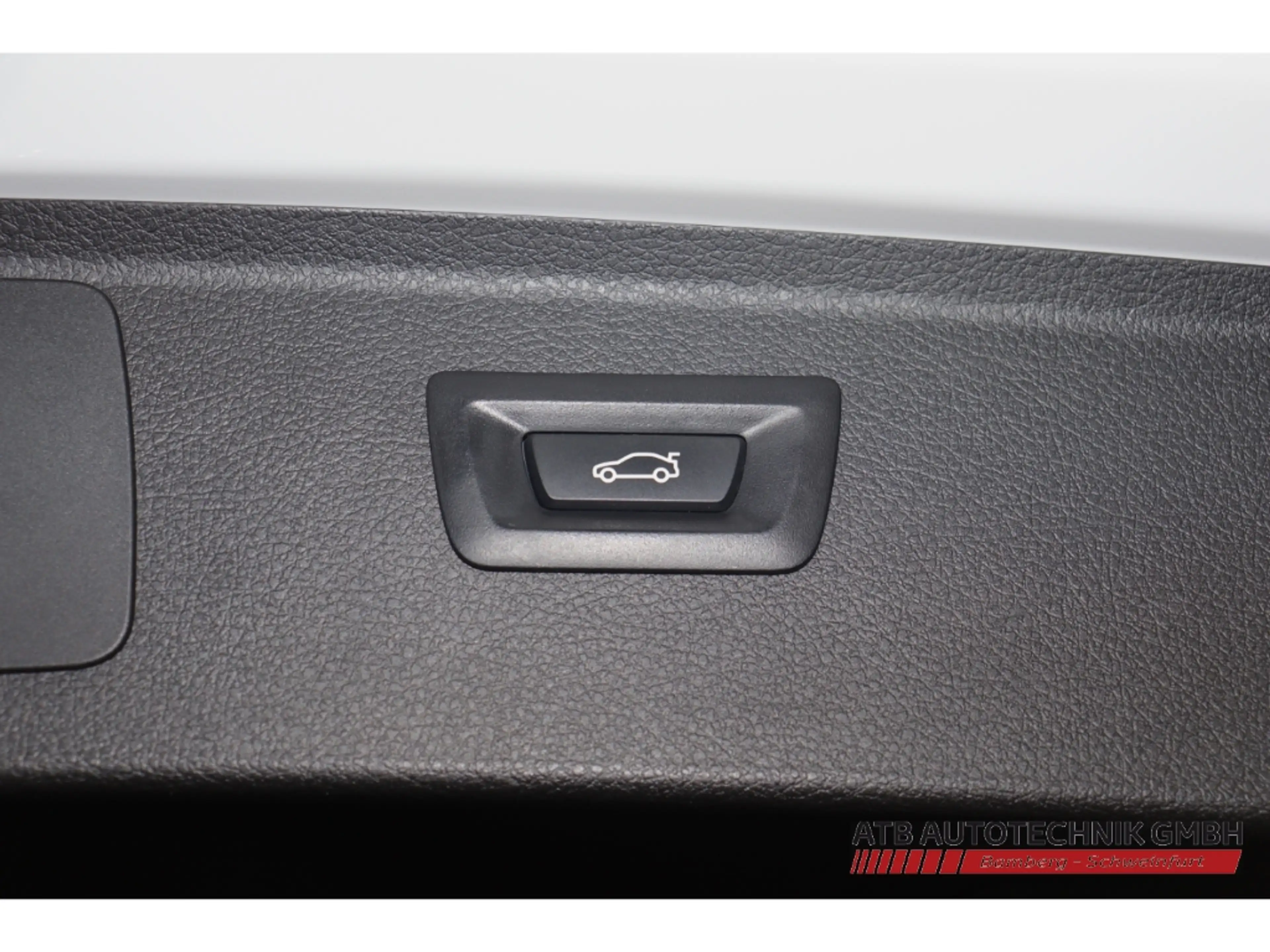 BMW 220 Active Tourer Advantage Park-Assistent AHK-abnehmb — photo 12