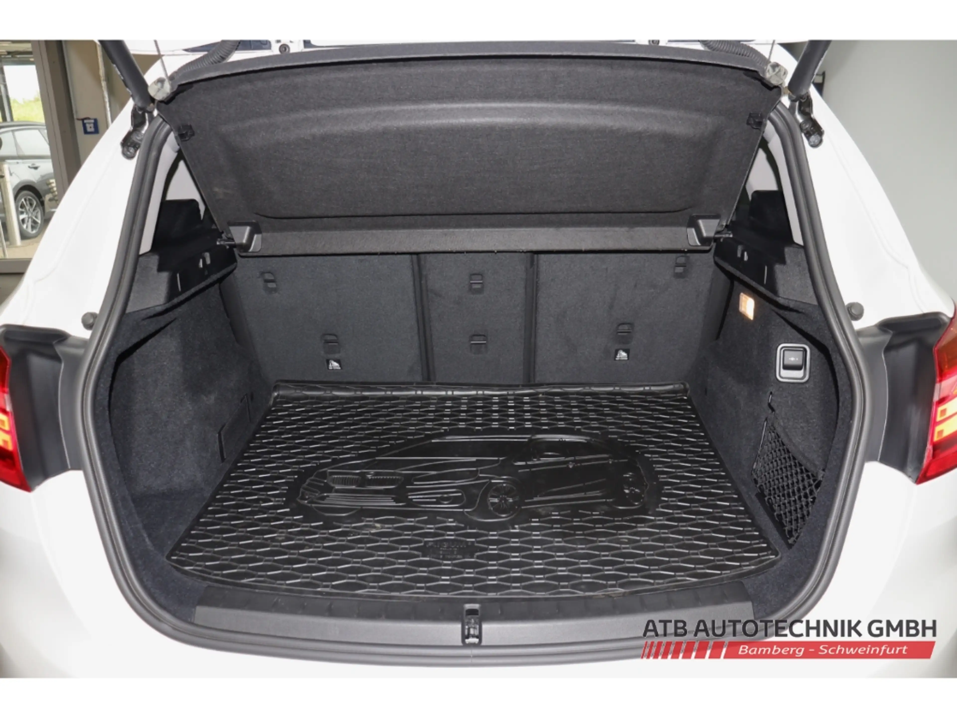 BMW 220 Active Tourer Advantage Park-Assistent AHK-abnehmb — photo 11