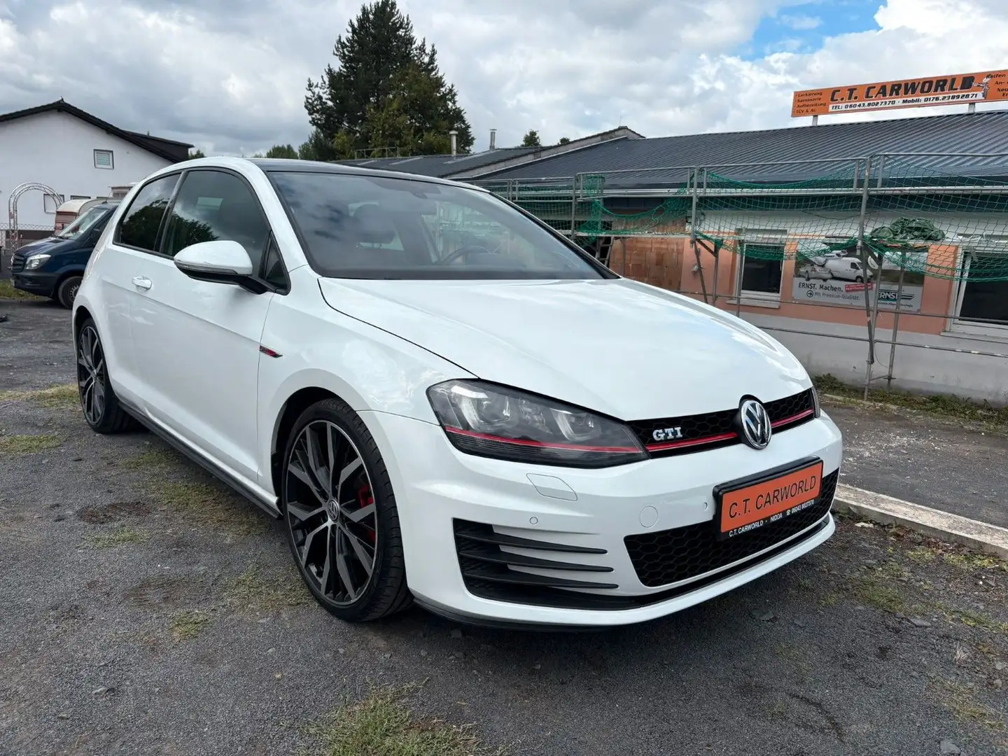 Volkswagen Golf GOLF VII Lim. GTI BMT GARANTIE / TÜV NEU Weiß - 1
