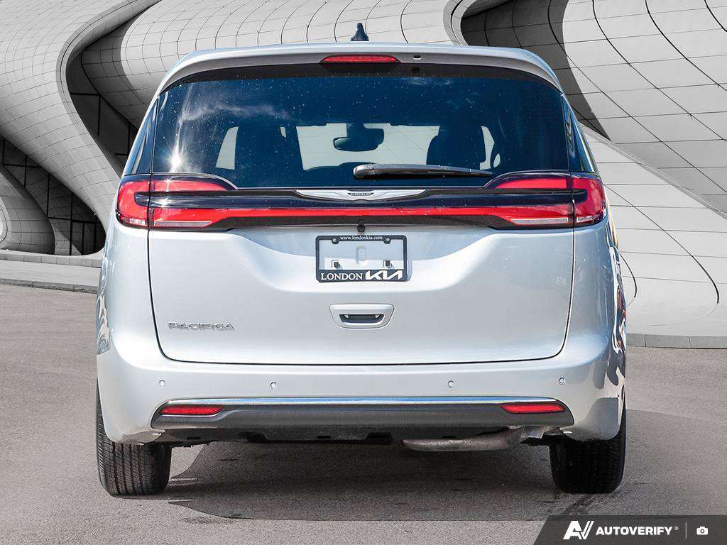 2026 Chrysler Pacifica