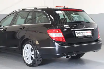Annonce voiture d'occasion Mercedes-Benz C 200 - CARADIZE