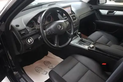 Annonce voiture d'occasion Mercedes-Benz C 200 - CARADIZE