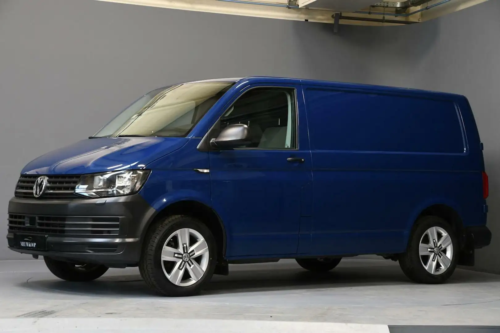 Volkswagen Transporter 2.0 TDI L1H1 CARPLAY | AIRCO | CRUISE Blauw - 1