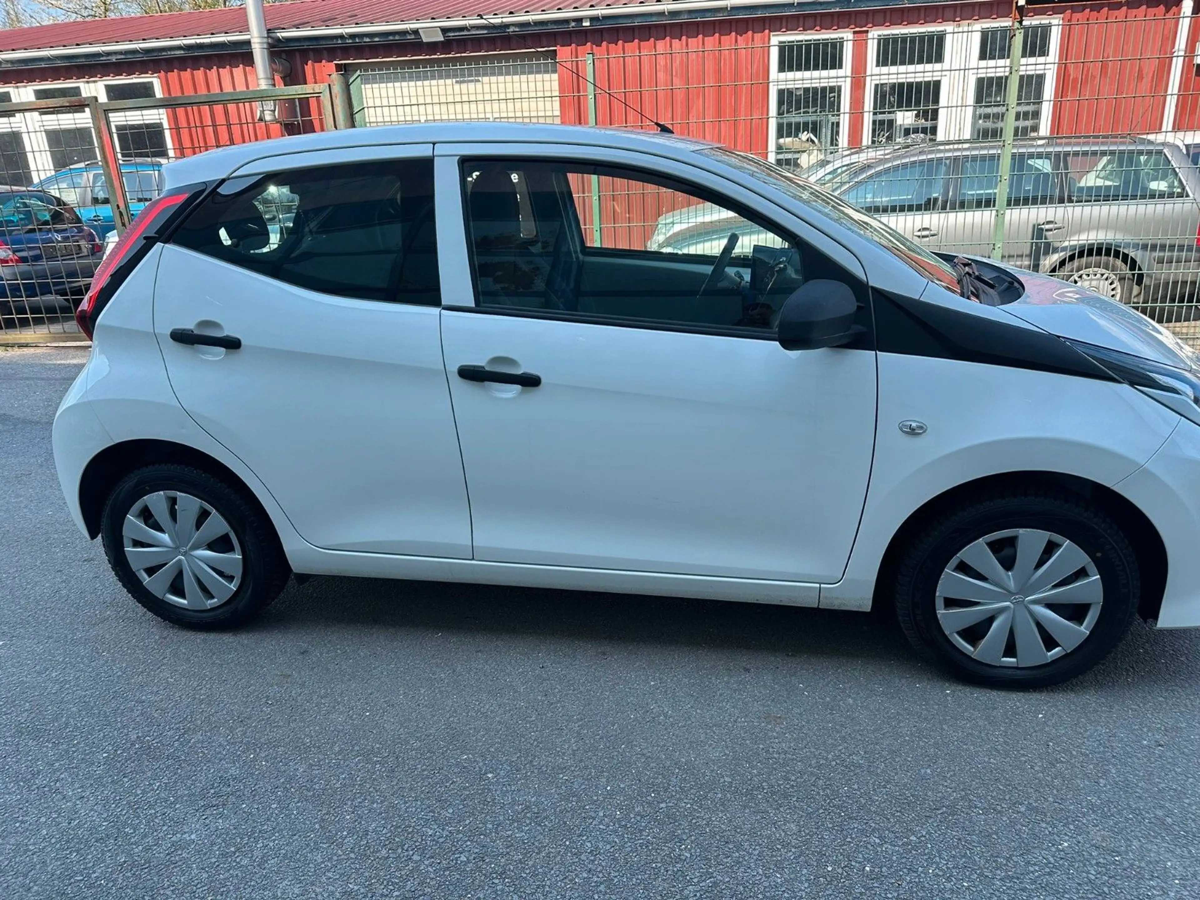 Toyota Aygo AYGO x*KLIMA*1HAND* — photo 7
