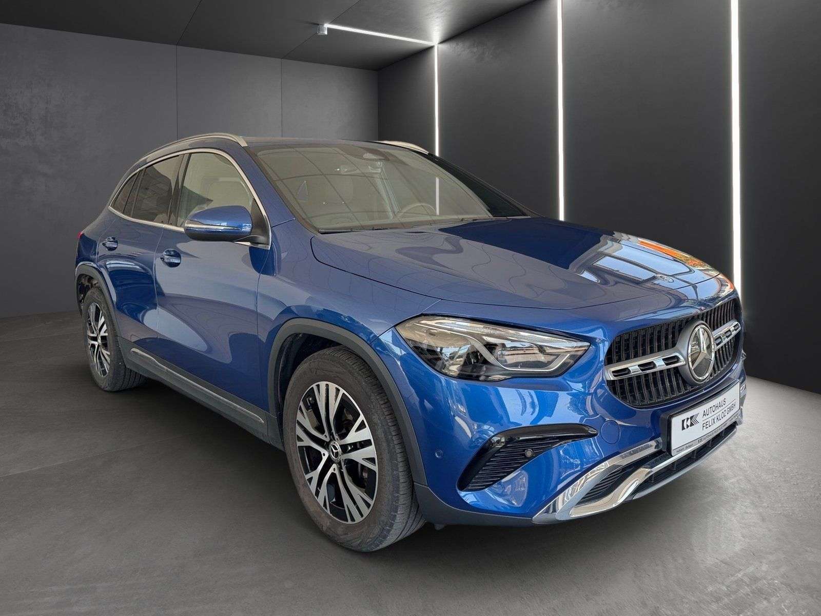 Mercedes-Benz GLA 220