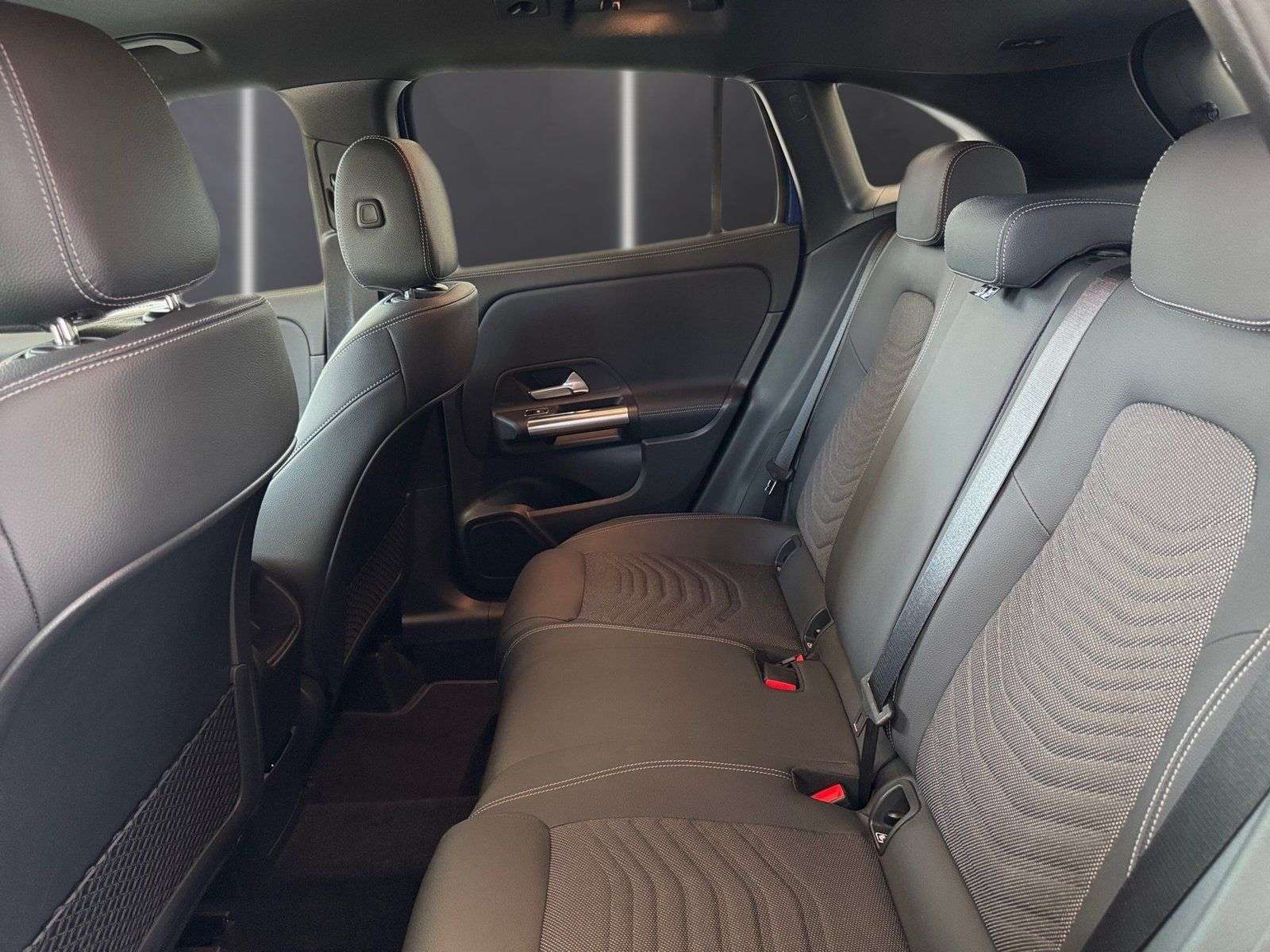 Mercedes-Benz GLA 220