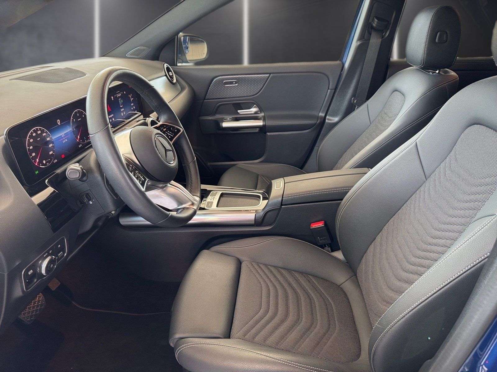 Mercedes-Benz GLA 220